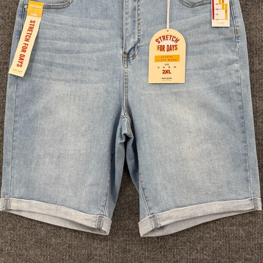 Wax Jeans Denim Shorts Womens 2XL Light Wash Bermuda Stretch Cuffed Mid Rise NWT - Picture 3 of 13